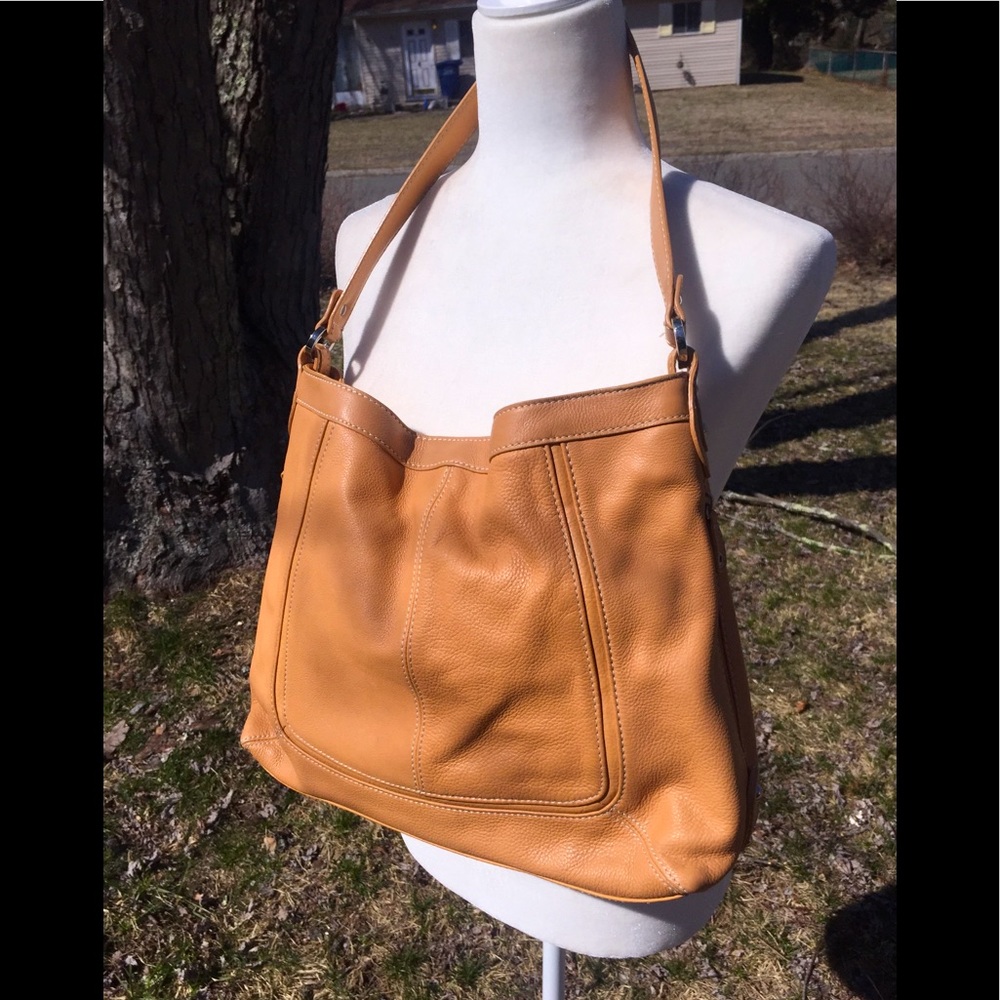 Sophia Caperelli Blonde Leather Shoulder Bag